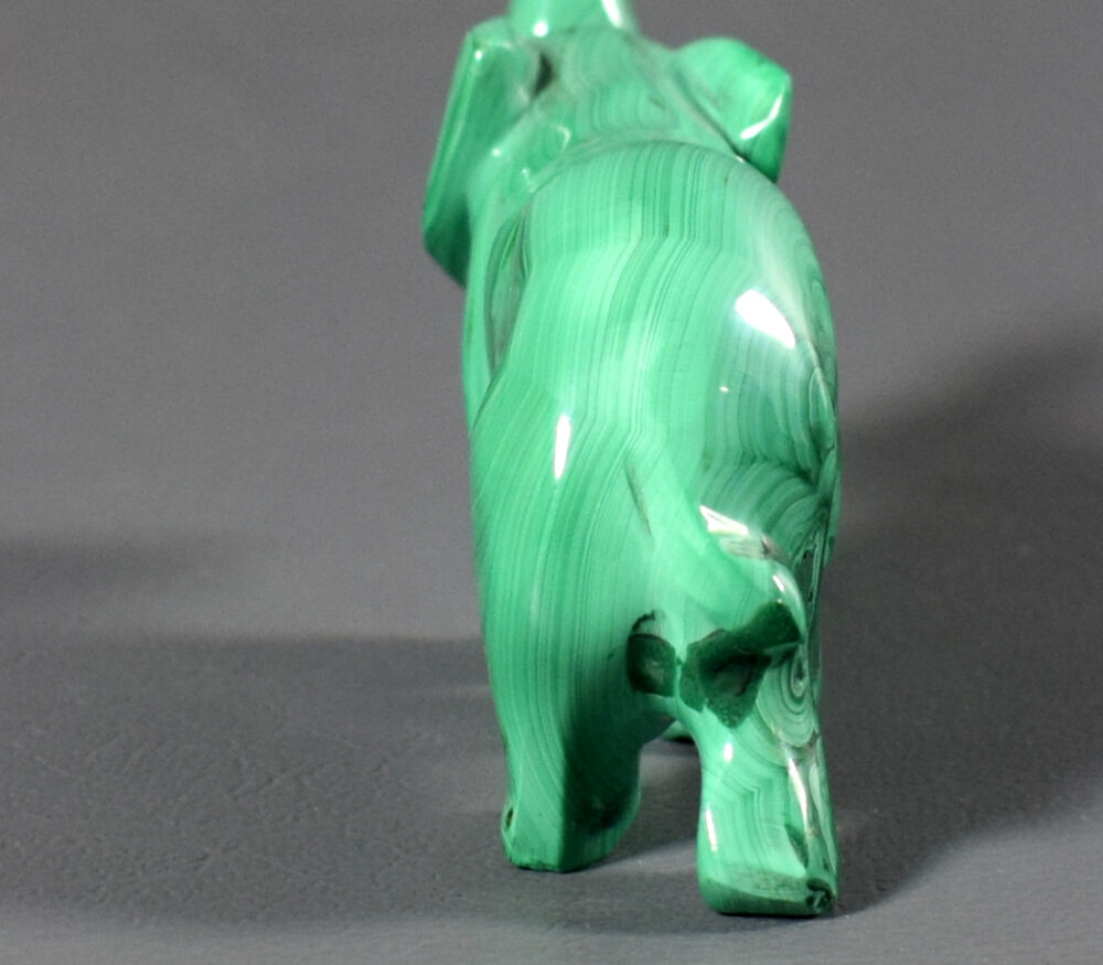 zielony słoń z malachitu, figurka, rzeźba