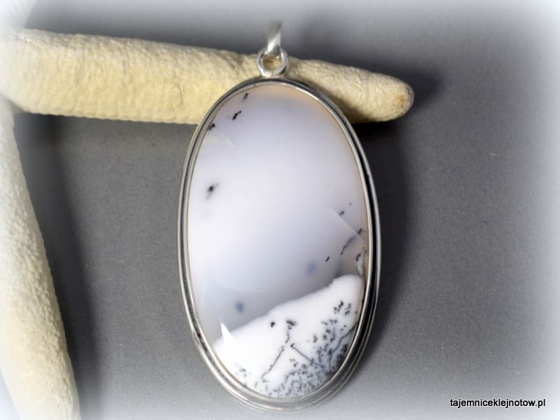 Wisior srebrny z agatem dendrytowym MGŁA Wisior srebrny z agatem dendrytowym MGŁA