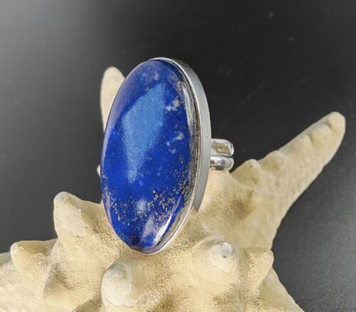 duży regulowany pierścionek z lapisem lazuli